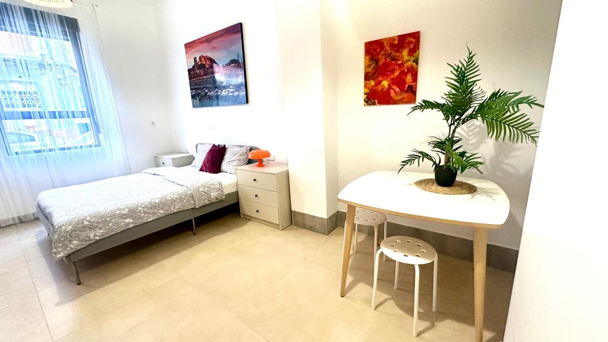 Soho Boho - With Sunny Rooftop Terrace And Fiber Optic Internet Appart hôtel
