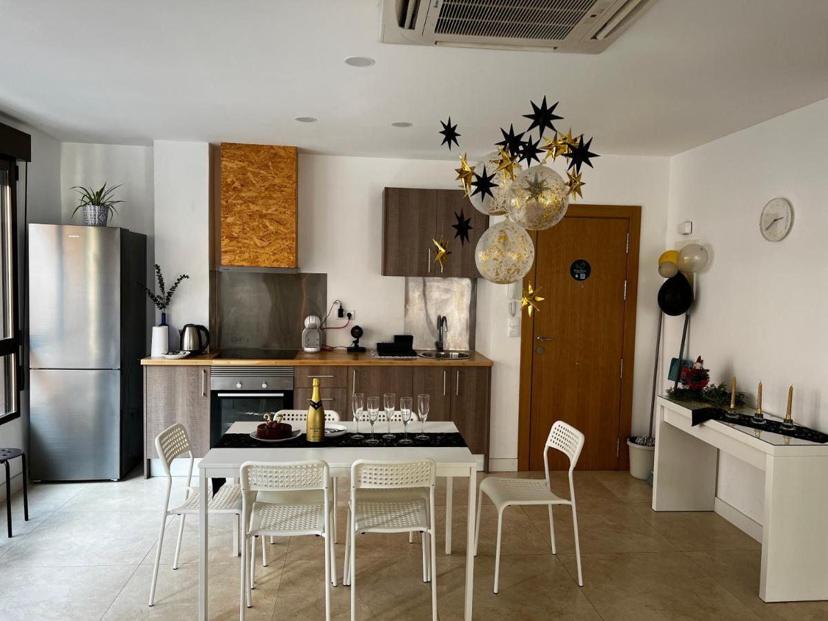 Hotel apartamentowy Soho Boho - With Sunny Rooftop Terrace And Fiber Optic Internet Alicante