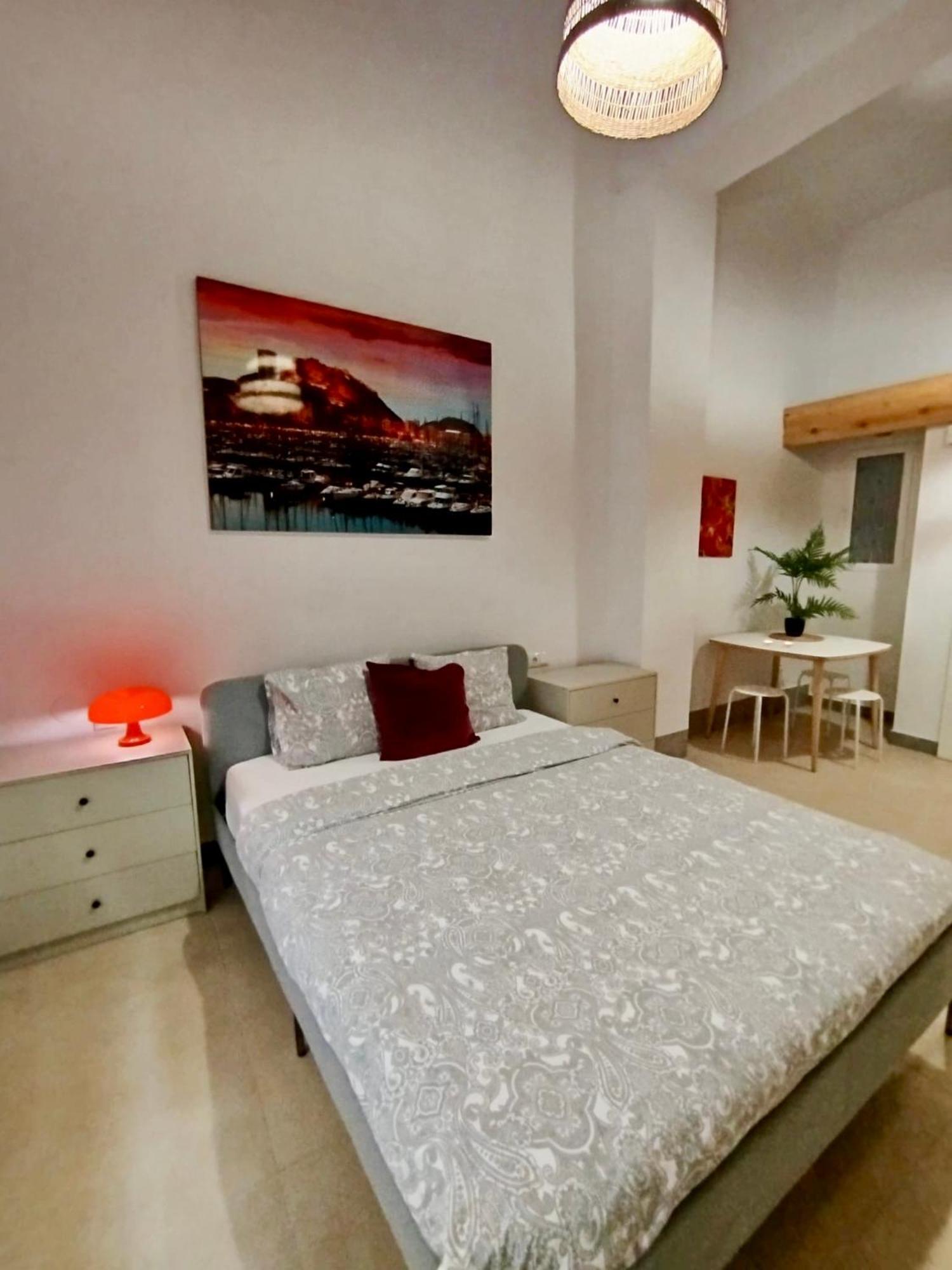 Soho Boho - With Sunny Rooftop Terrace And Fiber Optic Internet Alicante