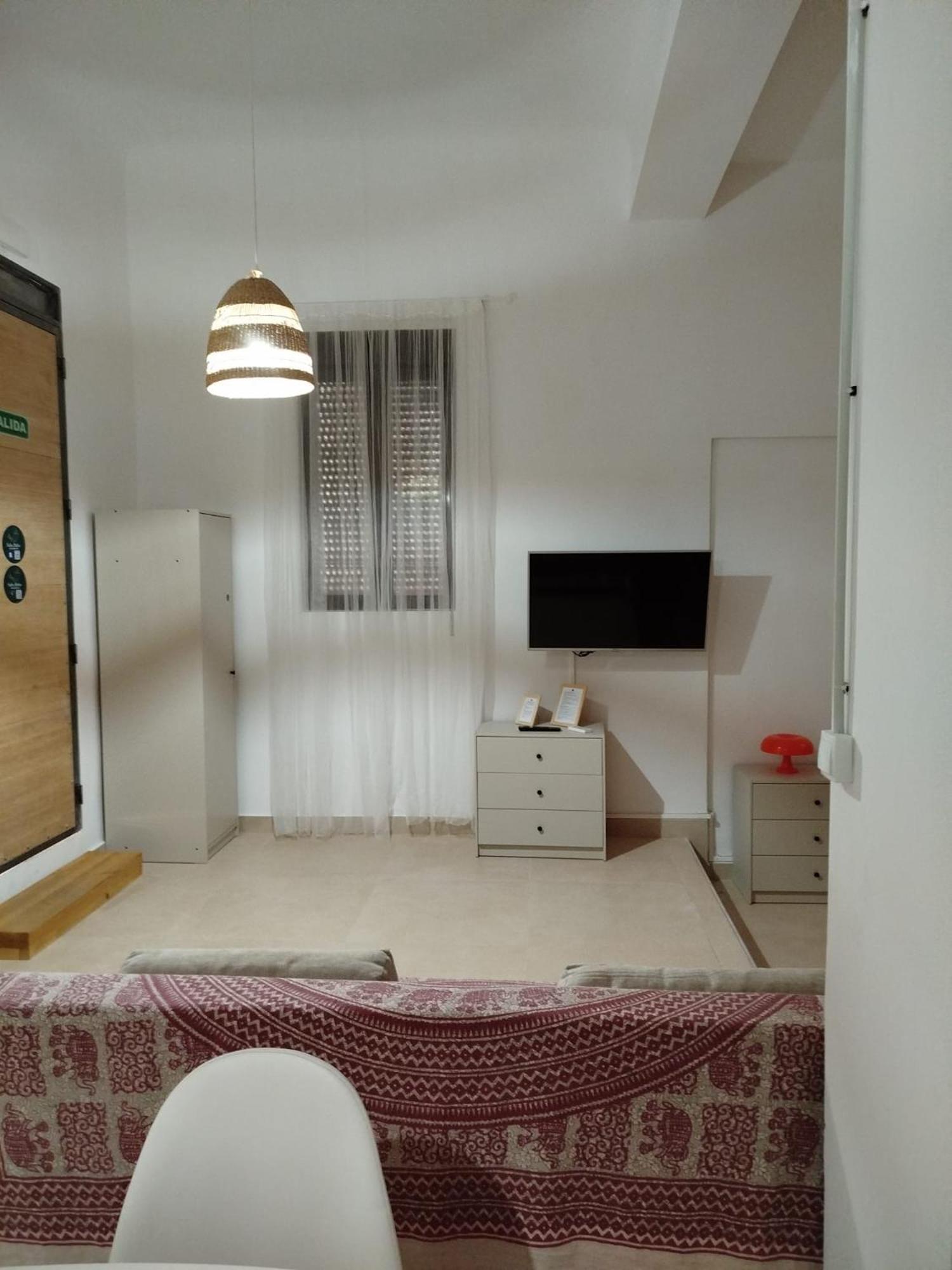 Soho Boho - With Sunny Rooftop Terrace And Fiber Optic Internet Hotel apartamentowy Alicante