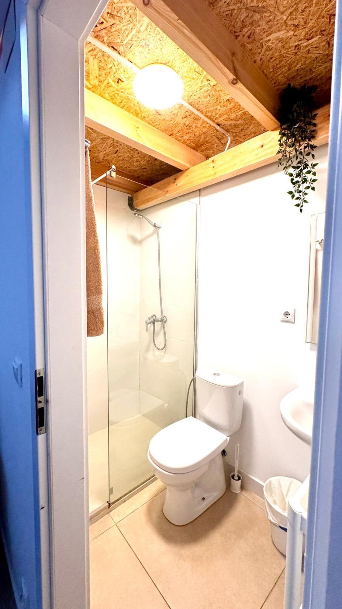 Soho Boho - With Sunny Rooftop Terrace And Fiber Optic Internet