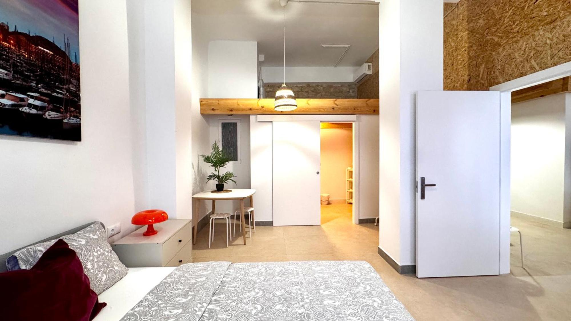 Soho Boho - With Sunny Rooftop Terrace And Fiber Optic Internet Hotel apartamentowy *